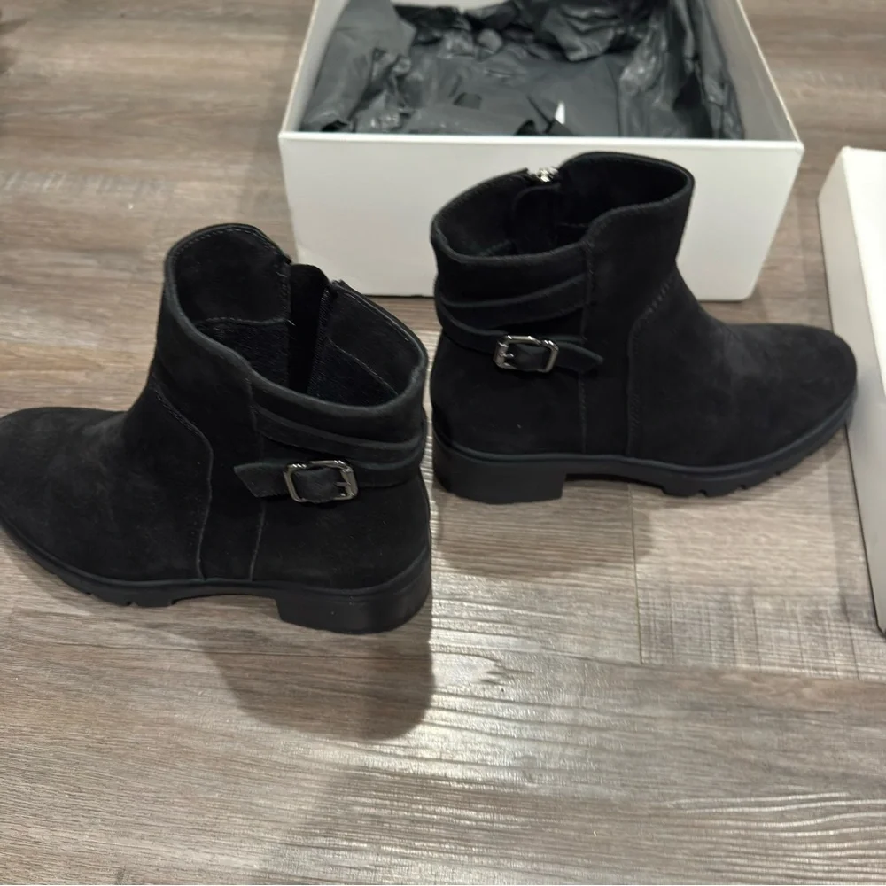 La Canadienne Shai Black Suede Bootie Boots